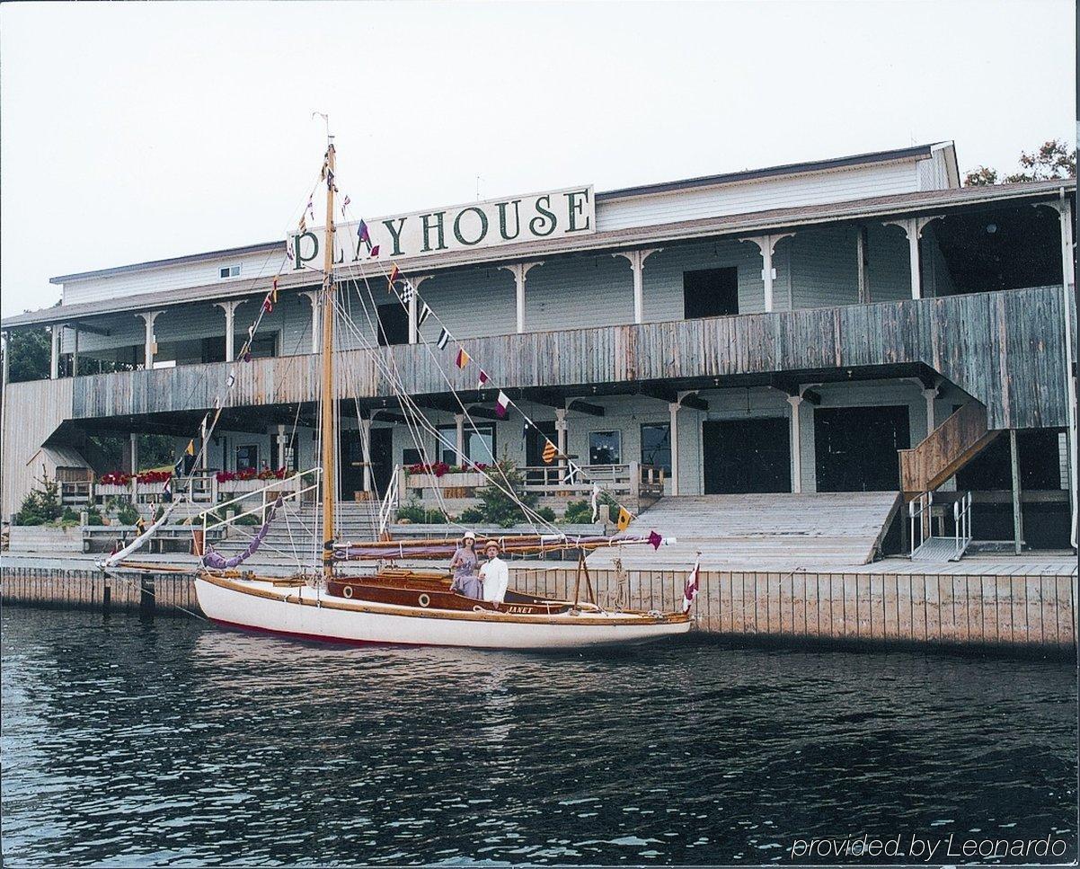 Holiday Inn Express Hotel & Suites 1000 Islands - Gananoque, An Ihg Hotel Dış mekan fotoğraf